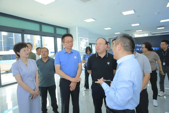 全国政协委员江浩然：推动高级别自动驾驶驶入规模化快车道