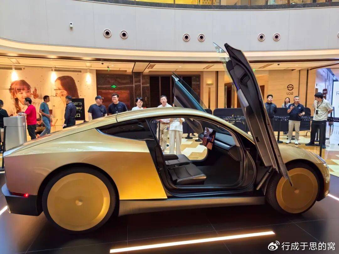 Cybercab上路后,自动驾驶的安全账该怎么算?